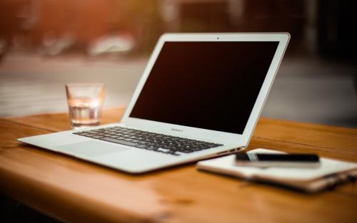 电脑关机慢的原因和解决方法是什么?