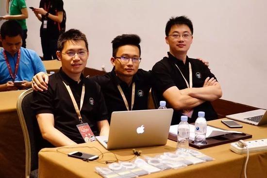 盘古团队深度揭秘:iOS 10 越狱那些事儿 | 雷锋网公开课