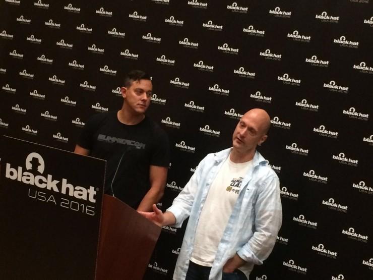 BlackHat 专题 | 画风血腥,黑客让高速行驶的汽车突然转向