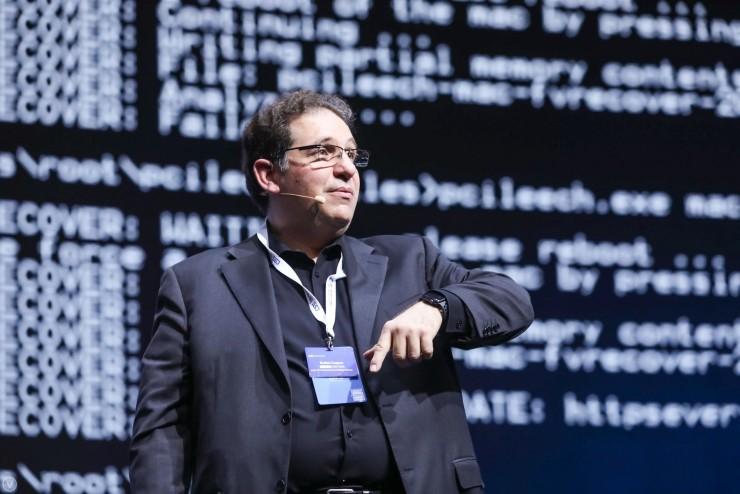 世界头号黑客凯文&middot;米特尼克来中国第一天就把自己的密码暴露了&hellip;&hellip;