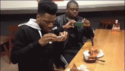 Uber 要给乘客打分，评分低车费高！《黑镜》社交评分一语成谶