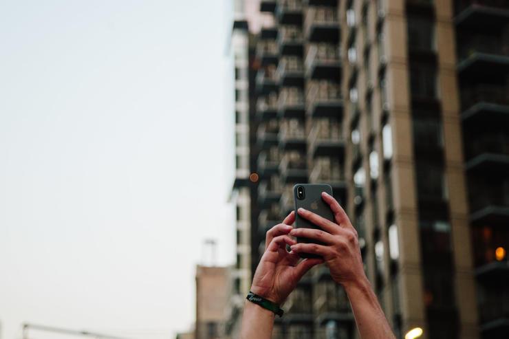 苹果狙击战：警方暴力破解 iPhone 不再那么容易