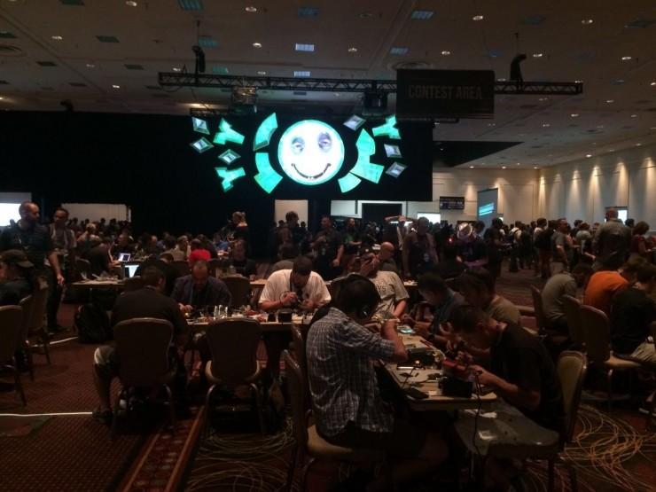 DEF CON 专题 | 溜门撬锁，暗黑市集，带你看世界最大的黑客狂欢