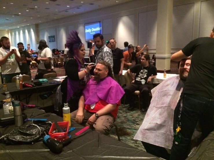 DEF CON 专题 | 溜门撬锁，暗黑市集，带你看世界最大的黑客狂欢