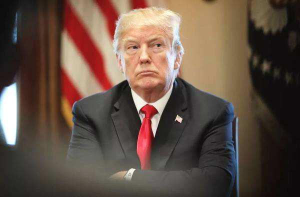 为了干掉战斗民族，它使出了自爆的0day漏洞