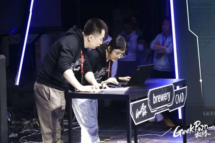 我戴上印有马斯克脸的口罩，取到了&ldquo;美金&rdquo;！ |  Geekpwn2020  人脸攻防战实录