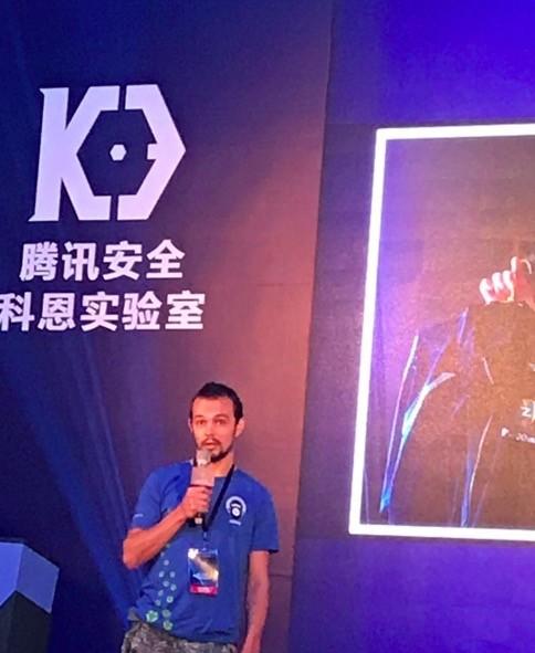 这群世界上最懂漏洞的人开了一个闭门会议 宅客带你去探班