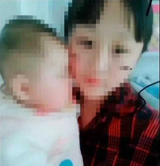 快手热捧早孕网红，算法推荐及审核漏洞要背锅