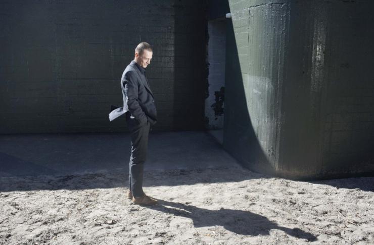 特警强攻反被告，这家让政府赔大门的地下网络商终于黄了