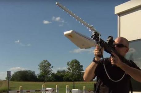 罪犯通过无人机越狱? 资深女黑客一怒&ldquo;打飞机&rdquo;