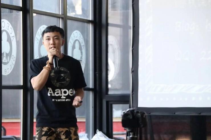 发家致富，教你撩妹，补天白帽沙龙到底说了点啥？