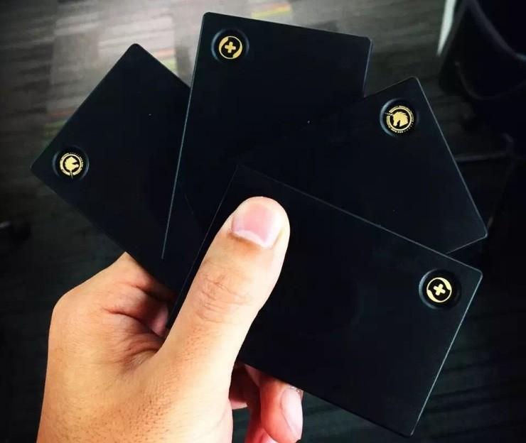 揭秘！一个无线电黑客的玩具