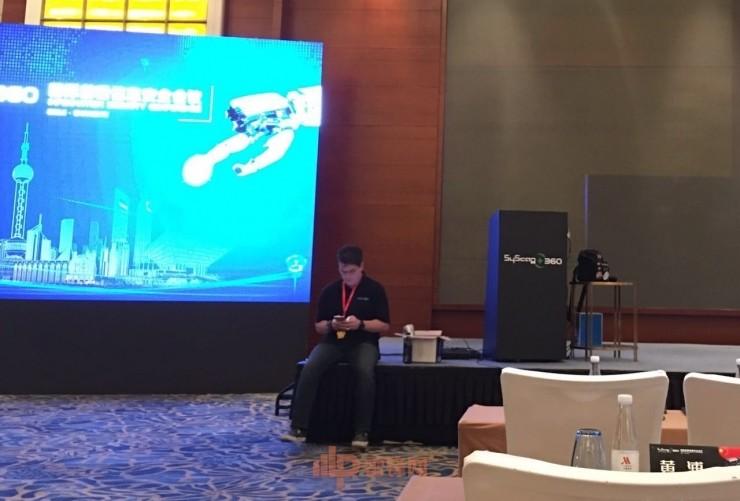 黑客 Jayson E.Street 讲述｜我如何一边搭飞机一边抢银行