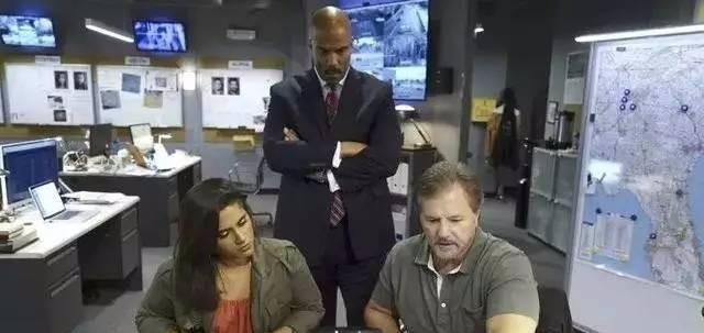 天哪！我在地图上看到了伪基站小车移动路线