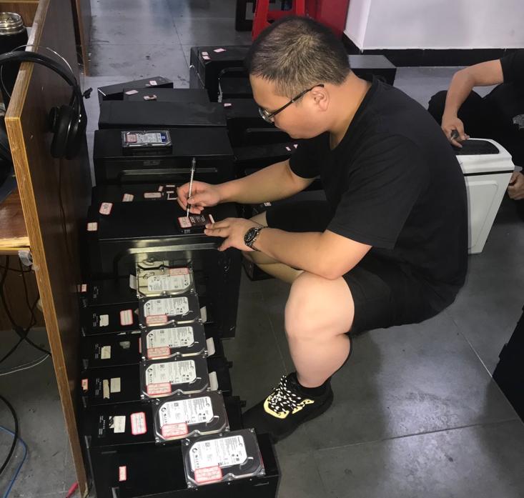 涉案金额超千万， “00后”黄牛党被抓