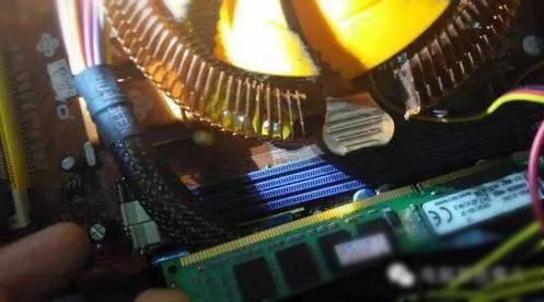 电脑开机黑屏没反应怎么办？用这几步轻松搞定！