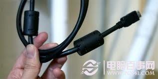 电源线的小圆柱形物体是什么?做什么用?
