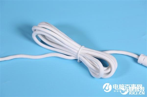 仅53克史上最轻 酷冷至尊710天狼星鼠标白色版图赏