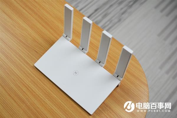 超强信号覆盖 还能游戏加速 华为路由WS5200四核版上手