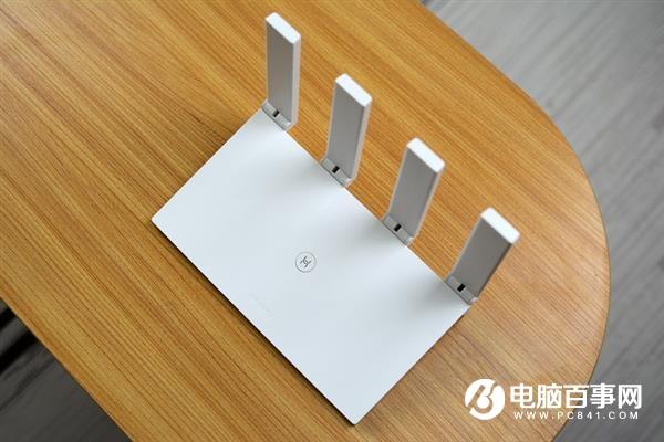 超强信号覆盖 还能游戏加速 华为路由WS5200四核版上手