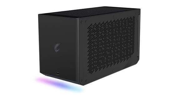 世界第一！技嘉外置显卡用上RTX 2080 Ti 还是水冷