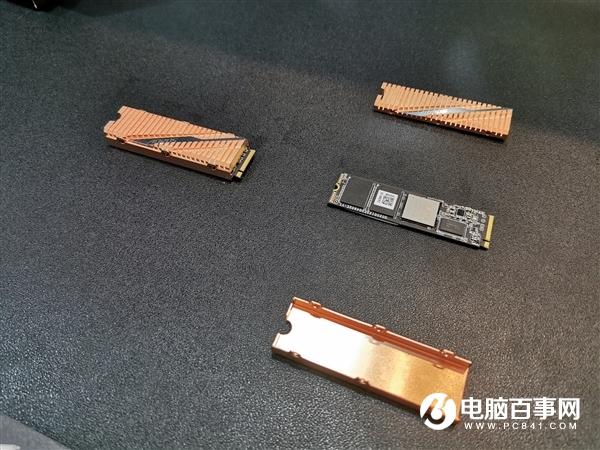 技嘉:PCIe 4.0 SSD热设计功耗达8W 77克铜散热