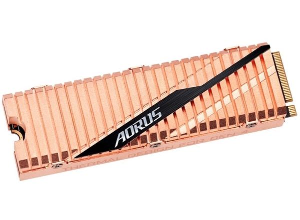技嘉全球首发PCIe 4.0 SSD：读取高达5GB/s 纯铜散热