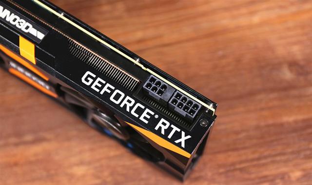 配冰鳞散热片 映众RTX2080黑金至尊版开箱图赏