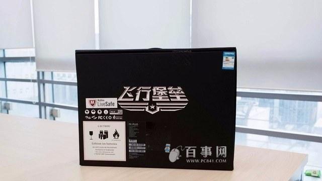 大气游戏本 华硕飞行堡垒FX典藏版开箱图赏