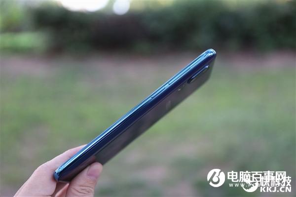 魅族16s幻影蓝图赏：蓝绿双色渐变之美