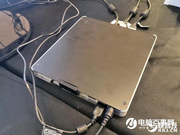 AMD锐龙R1000嵌入式生态展示:DFI带来名片大小超迷你系统