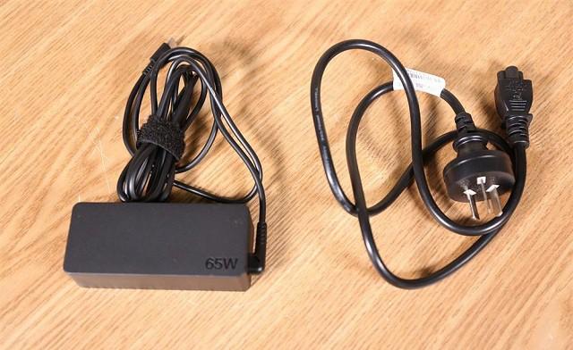 联想YOGA C930笔记本开箱图赏 4K屏玻璃机身 价格感人!