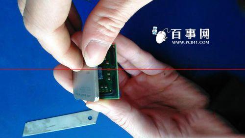 cpu外壳怎么拆开？拆解cpu外壳详细教程