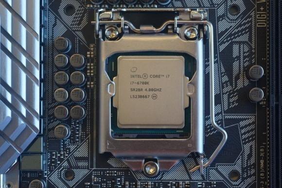 GTX980领衔 2015年最强大的PC硬件盘点