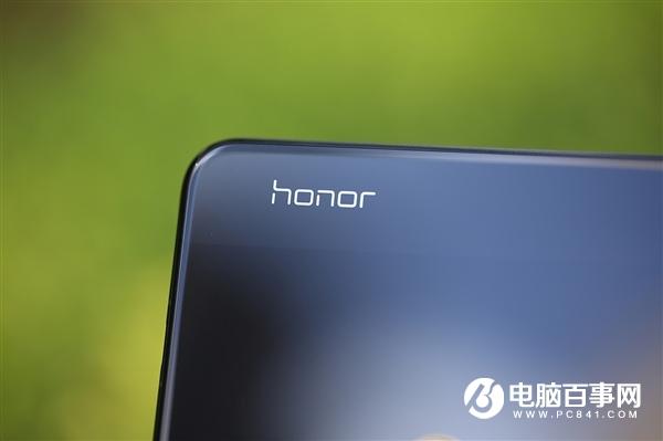 荣耀猎人游戏路由曝光：酷炫环绕灯 专属游戏Wi-Fi通道