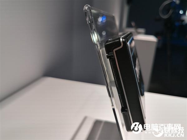 三星首款PCIe 4.0 SSD曝光：最大容量30.72TB 速度超7GB/s