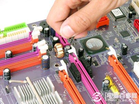 六大技巧教你如何看主板质量