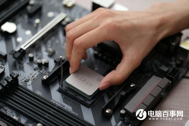 cpu怎么配主板 cpu要根据主板选择吗？