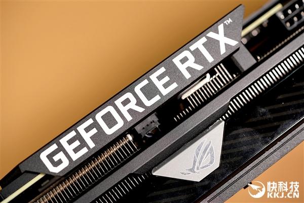 1935MHz凶猛上天！ROG STRIX RTX 3070图赏