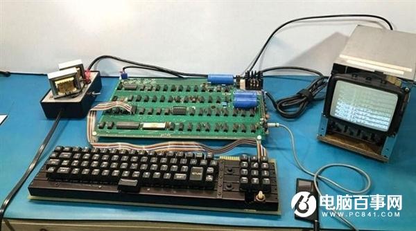 近7万元：苹果Apple I 用户手册被拍出高价
