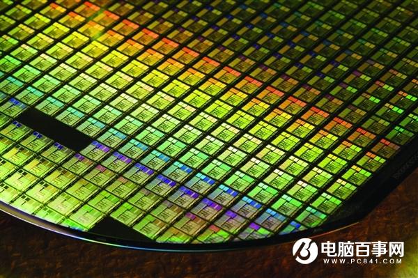 在计算方面 CPU核心和GPU核心有何区别？