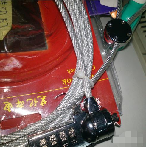 笔记本防盗锁,小编教你笔记本防盗锁怎么用