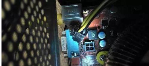 开机黑屏进不了系统,小编教你解决电脑开机黑屏进不了系统