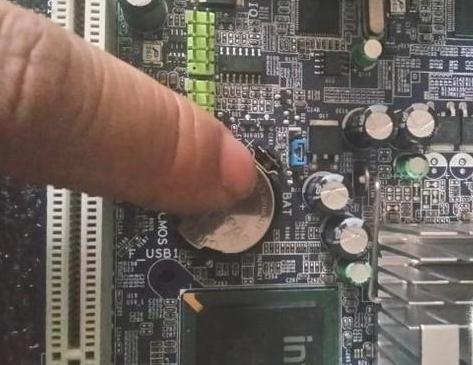 电脑主机不停重复启动如何处理 电脑开机无限启动解决方法