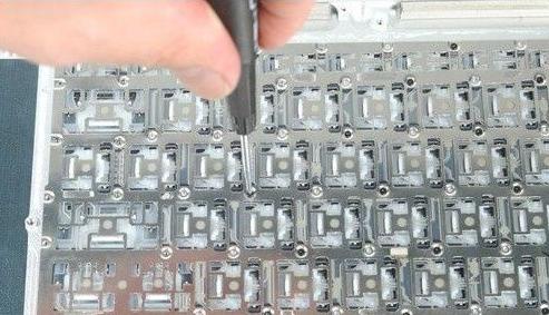 笔记本键盘失灵,小编教你笔记本键盘失灵怎么办