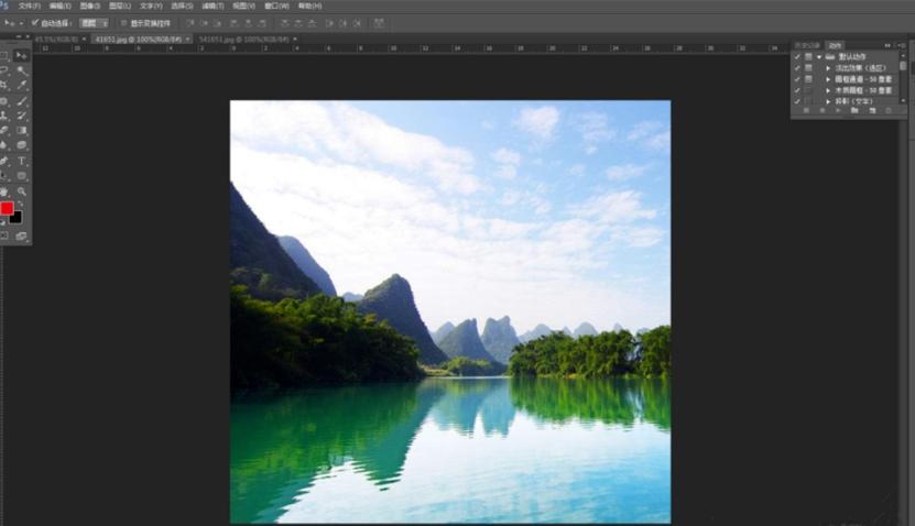 ps怎么无缝拼图 用ps拼接两张图片的教程
