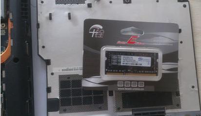 怎么给联想笔记本加内存条?笔记本加内存条教程